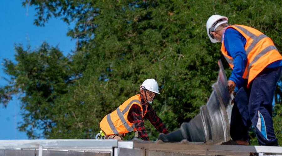 Professional new roof installation services in Oglesby, IL